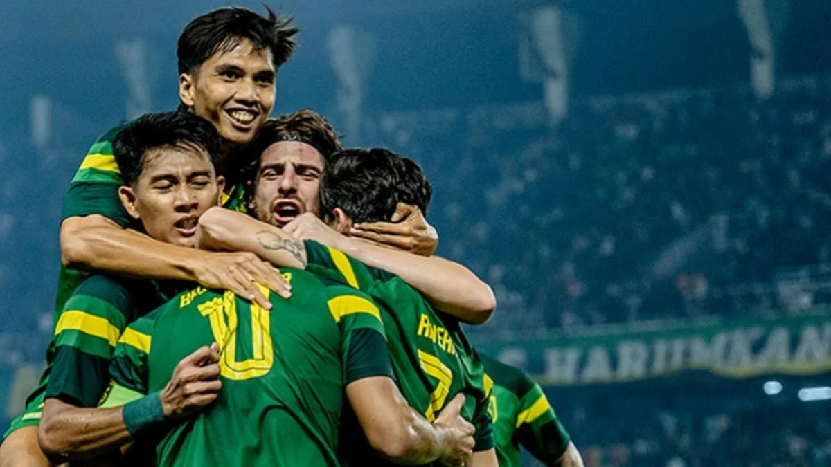 Bonek Terkejut! Persebaya Siapkan Gerbong Transfer Besar, Dua Nama Besar Siap Merapat