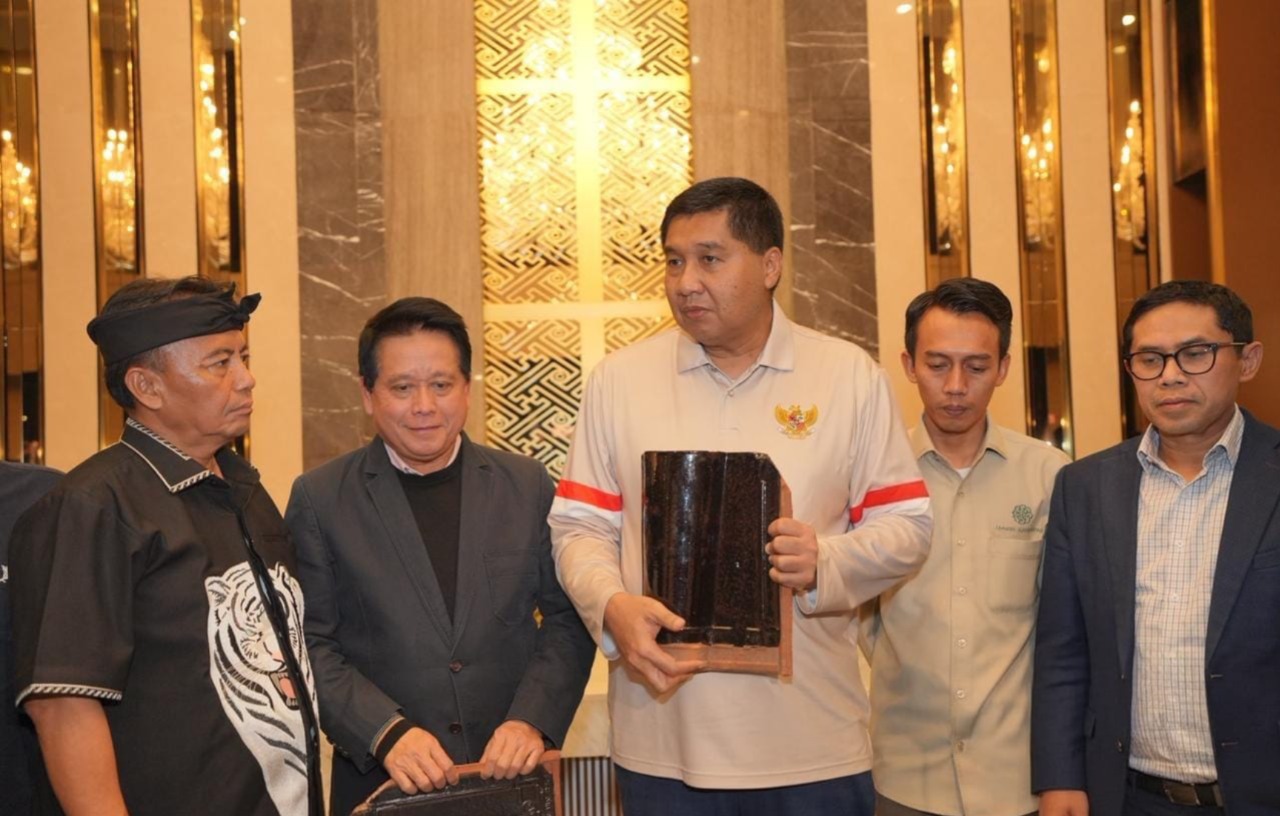 BRI Tingkatkan Omzet Pengusaha Genteng di Majalengka, Banjir Pesanan dari Berbagai Penjuru Nusantara