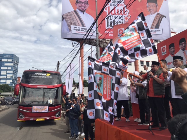Cermati Fintech Group dan Indodana Gelar Program #MAUDIKBersama: Antarkan 225 Pemudik ke Kampung Halaman dengan Aman dan Nyaman Menjelang Lebaran 2026