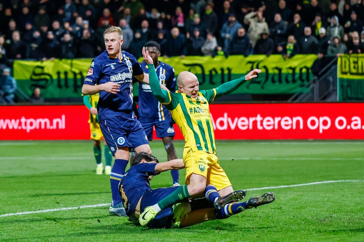 De Graafschap vs ADO Den Haag: Duel Menegangkan di Puncak Liga Belanda yang Dipenuhi Cerita Historis