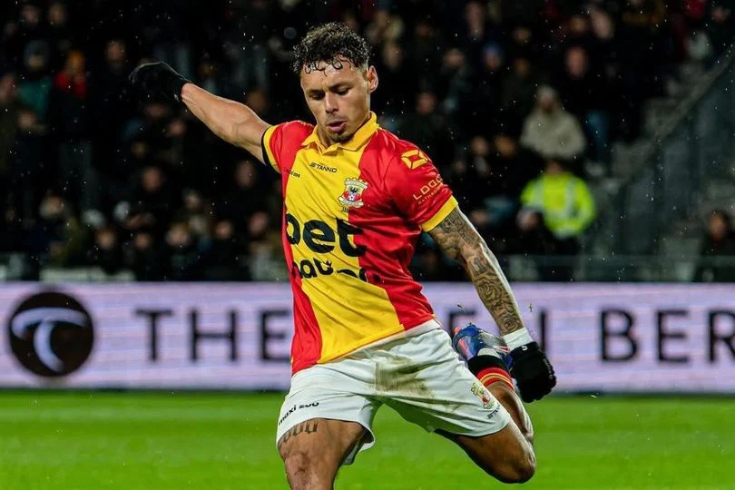 Dean James Terpaksa ‘Parkir’ di Go Ahead Eagles: Dampak Paspor Mengguncang Karier Internasionalnya