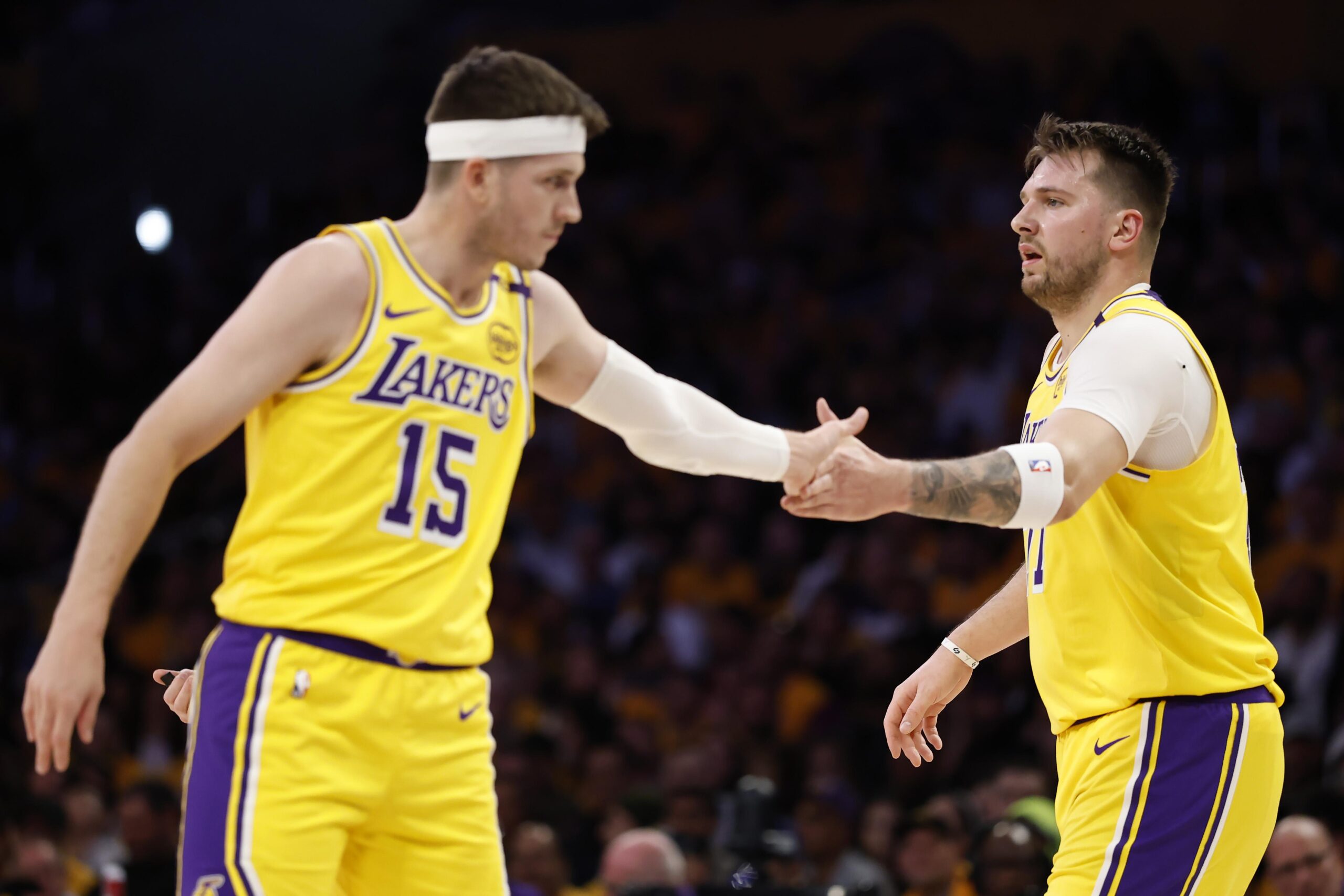Doncic and Reaves Lead Lakers to Dominant Victory Over Knicks in LeBron’s Absence