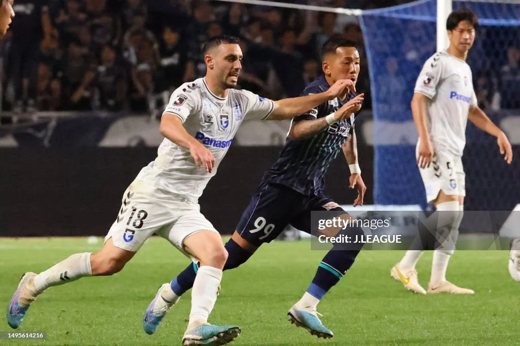 Drama Menegangkan di J1: Avispa Fukuoka Gagal Kalahkan Gamba Osaka dalam Adu Penalti 2-2