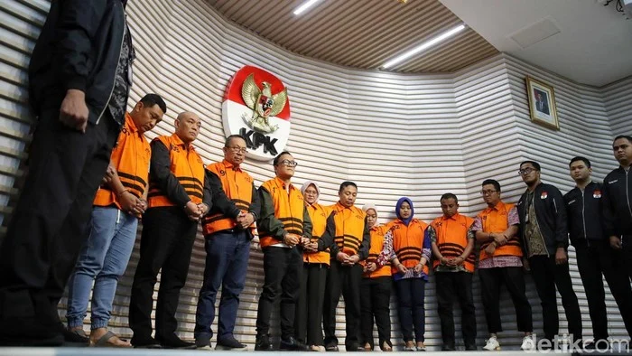 Eks Wamenaker Noel Ingin Ikuti Jejak Gus Yaqut, Keluarga Ajukan Penangguhan Penahanan ke KPK