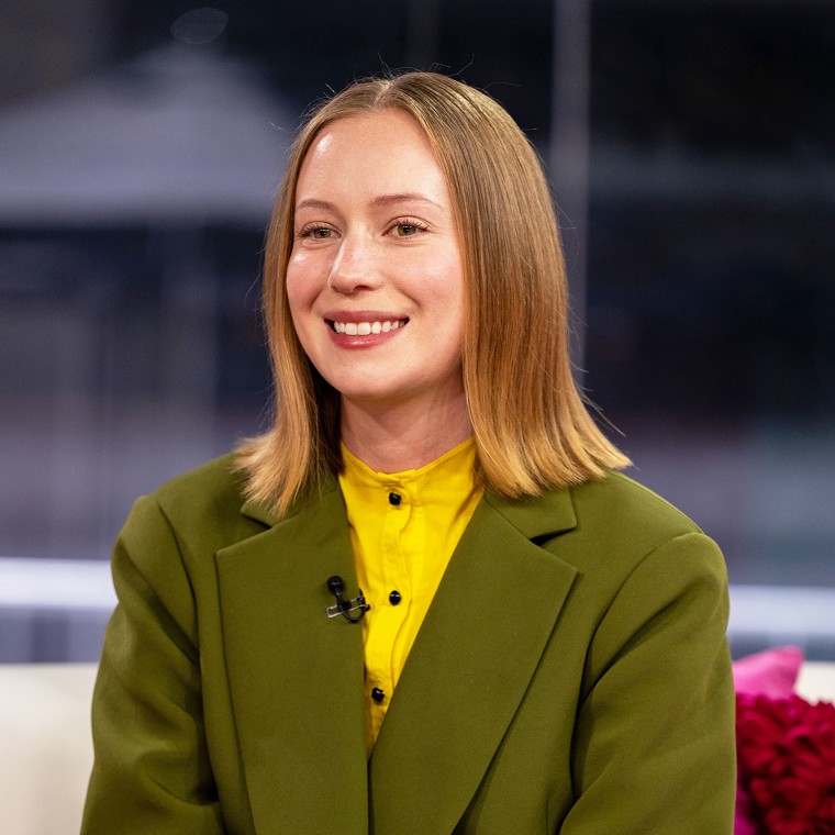 Hannah Einbinder on the "Instant Connection" with Her Onscreen Siblings in ‘Seekers of Infinite Love’ – SXSW Studio
