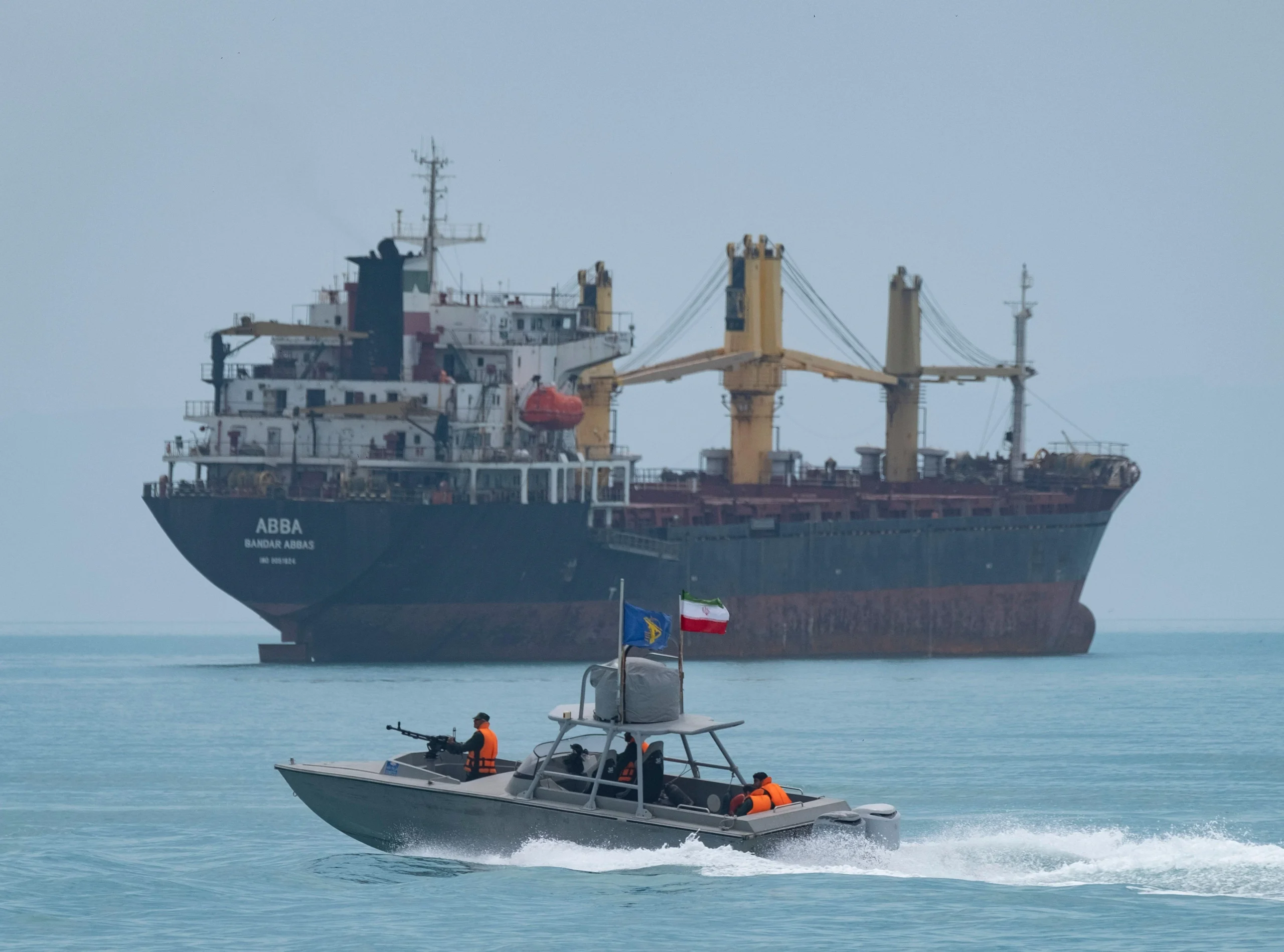 Iran Buka Jalur Aman untuk Kapal Jepang di Selat Hormuz: Hanya Musuh yang Diblokir