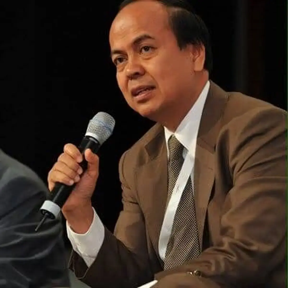 Jejak Intelektual dan Kemanusiaan Umar Shihab: Warisan Ilmu, Moderasi, dan Jembatan Peradaban