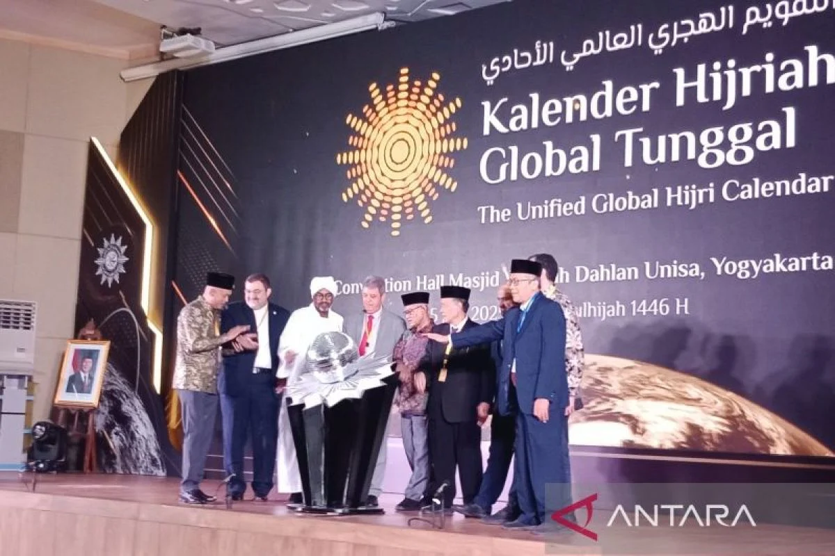 Kalender Hijriah Global: Antara Kebutuhan Spiritual Umat dan Tantangan Politik Dunia