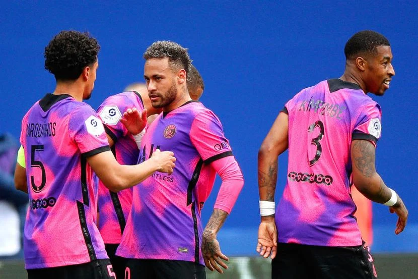 Kejutan Lorient Tumbangkan Lens 2-1, PSG Memperlebar Kelebihan di Puncak Ligue 1