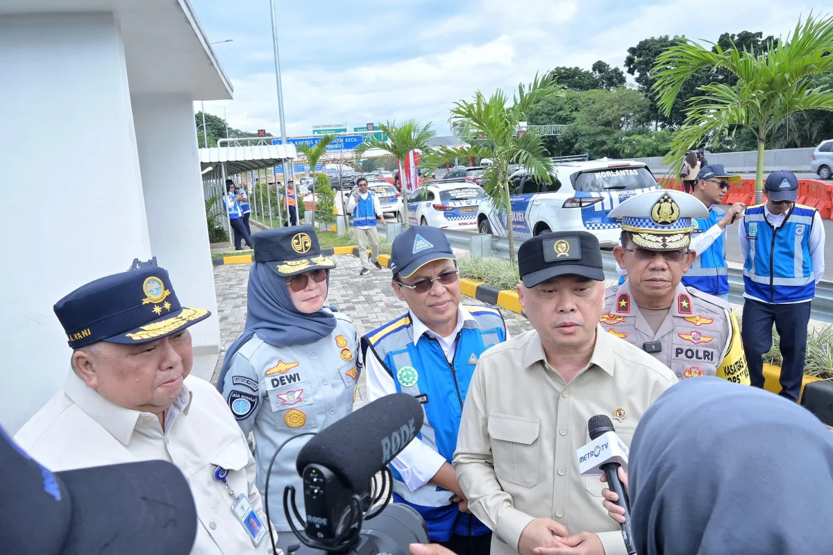 Korlantas Prediksi Puncak Mudik Hari Ini, One Way Nasional Siap Diberlakukan untuk Lancarkan Arus Kendaraan
