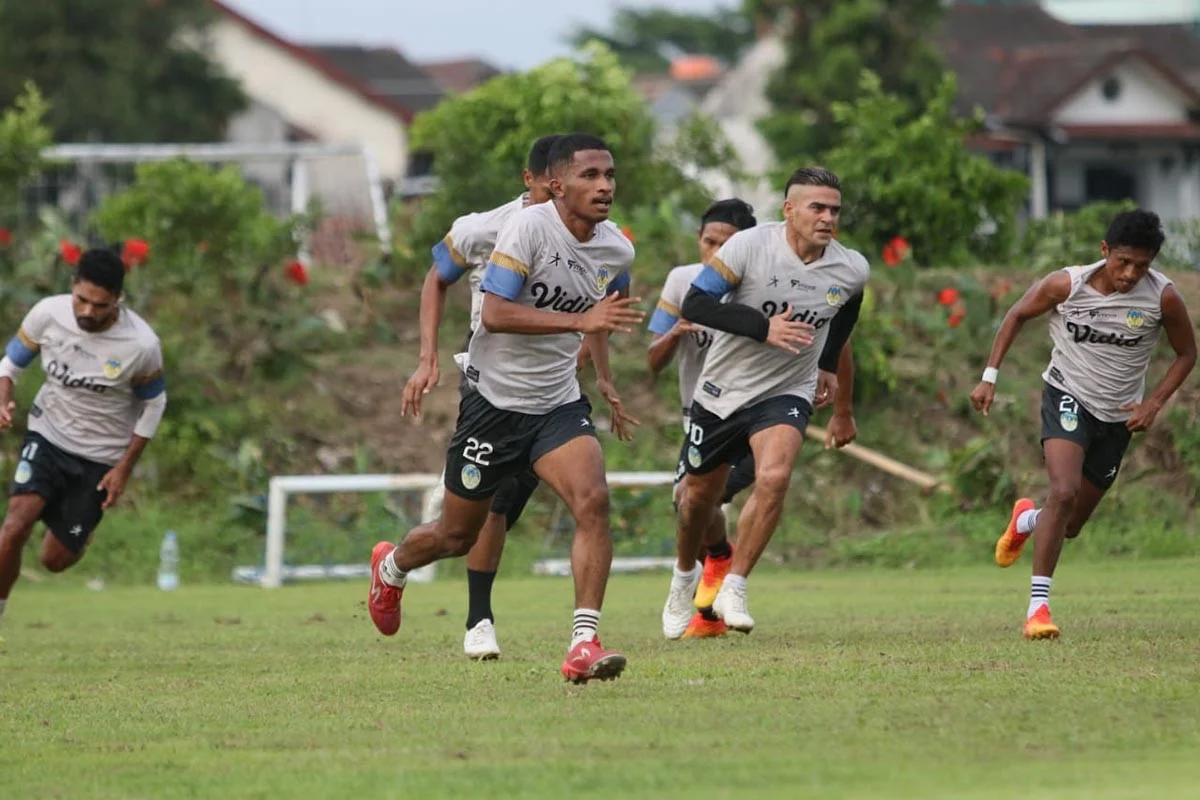 Libur Lebaran, Pelatih PSIM Jogja Tekankan Pola Makan Sehat dan Latihan Rutin, Sanksi Tegas bagi Pemain Overweight