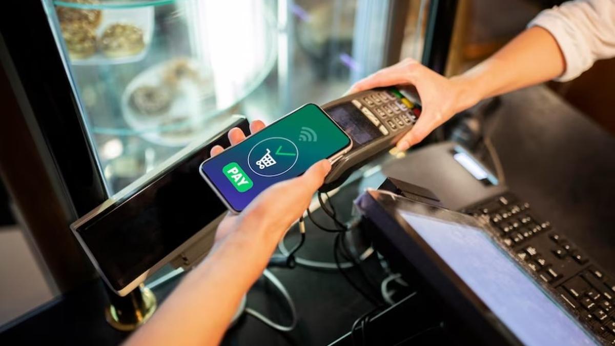 Lonjakan Transaksi Digital Hingga 133% Menjelang Lebaran: Ujian Kesiapan Infrastruktur TI Perusahaan di Era Digital yang Dinamis