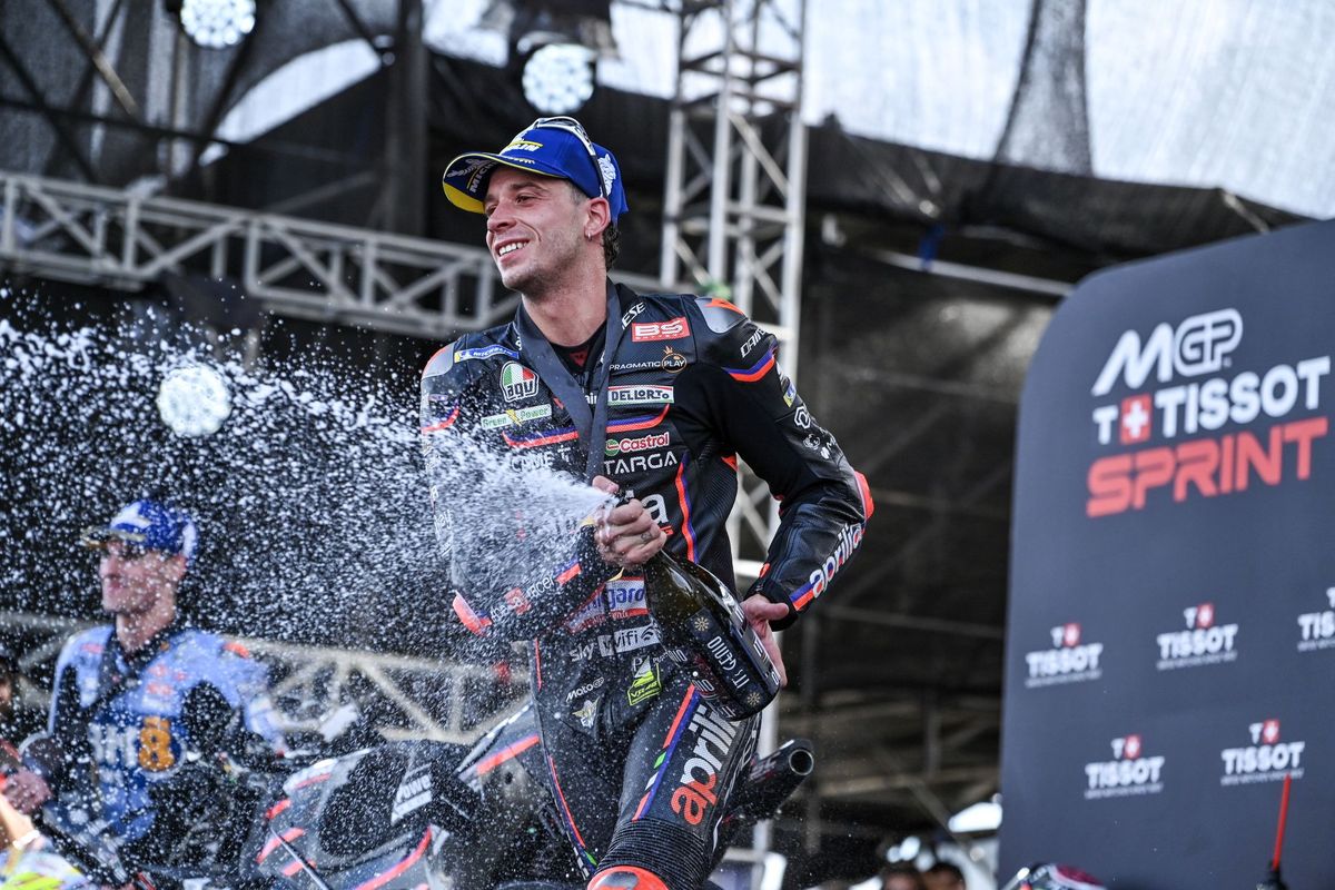 Marco Bezzecchi Puncaki Klasemen MotoGP 2026 Usai Dominasi di Austin, Aprilia Racing Tunjukkan Kekuatan Signifikan
