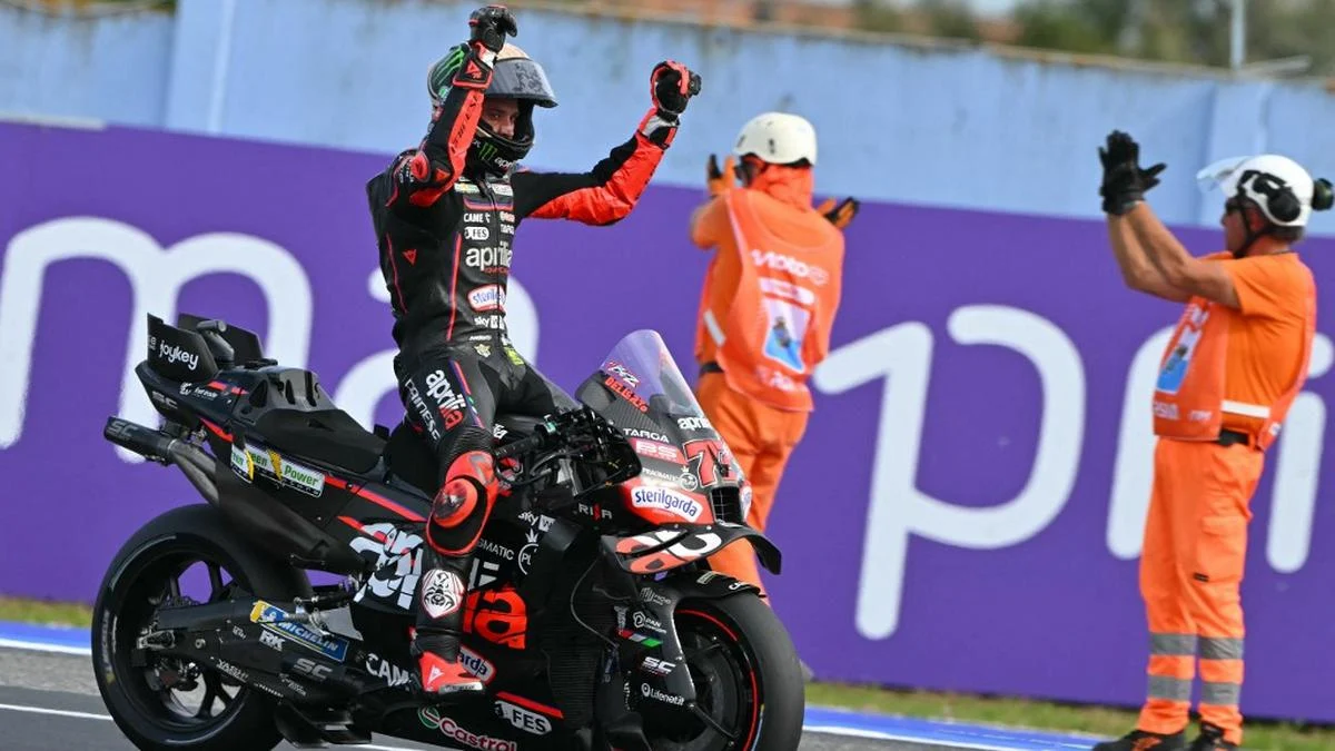 Marco Bezzecchi Raih Kemenangan Dramatis di GP Brasil, Marc Marquez Gagal Podium Usai Kontroversi Aspal