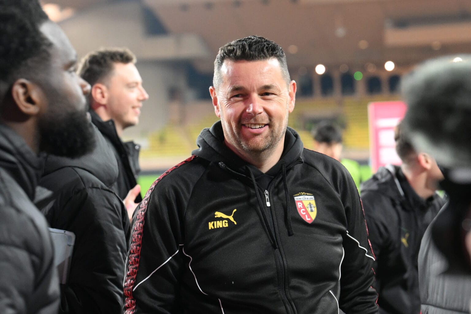 Pierre Sage Mengaku Punya Ikatan Kuat dengan Lyon, Suporter RC Lens Merasa Kecewa dan Khawatir