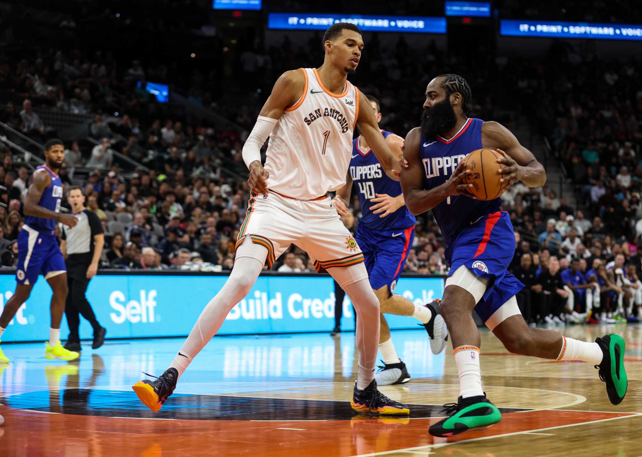 Prediksi Spurs vs Clippers 17 Maret 2026: Garland dan Fox Bersinar Terang di Tengah Ketiadaan Bintang