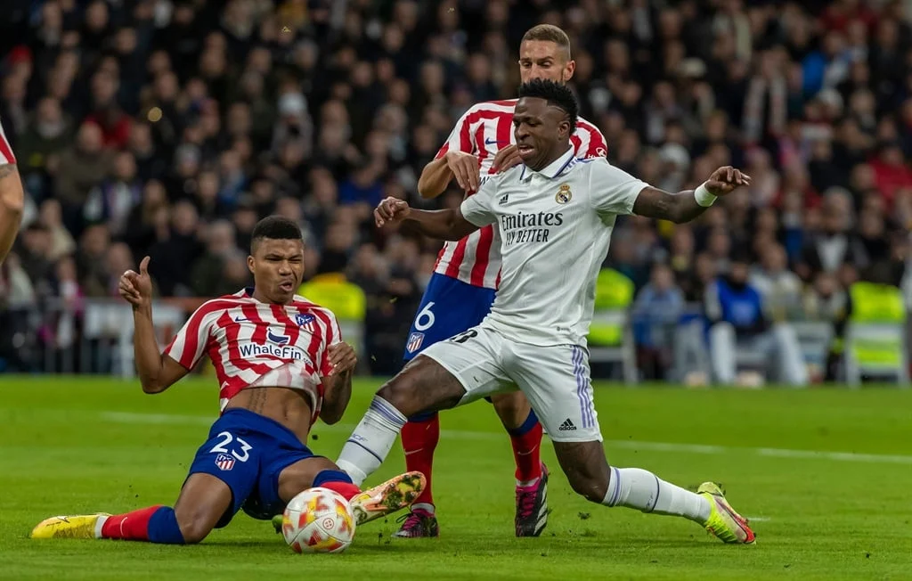 Real Madrid Menggebrak Derby Madrid: Vinícius Bawa Kemenangan Dramatis dan Harapan Gelar La Liga