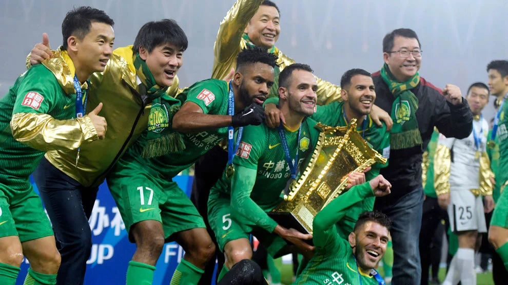 Rekor Penonton Baru Beijing Guoan: Fenomena Stadion yang Mengguncang Liga Super China
