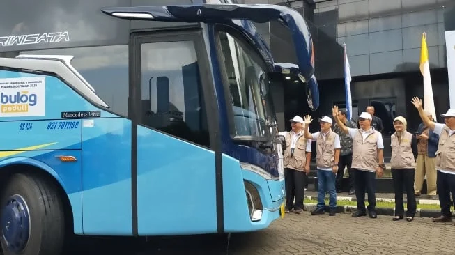 Ribuan Pemudik Gratis Diperjalanan Kemenhub, BULOG, OMG, dan BUMN ke Jawa‑Sumatera: Program Terbesar Tahun 2026