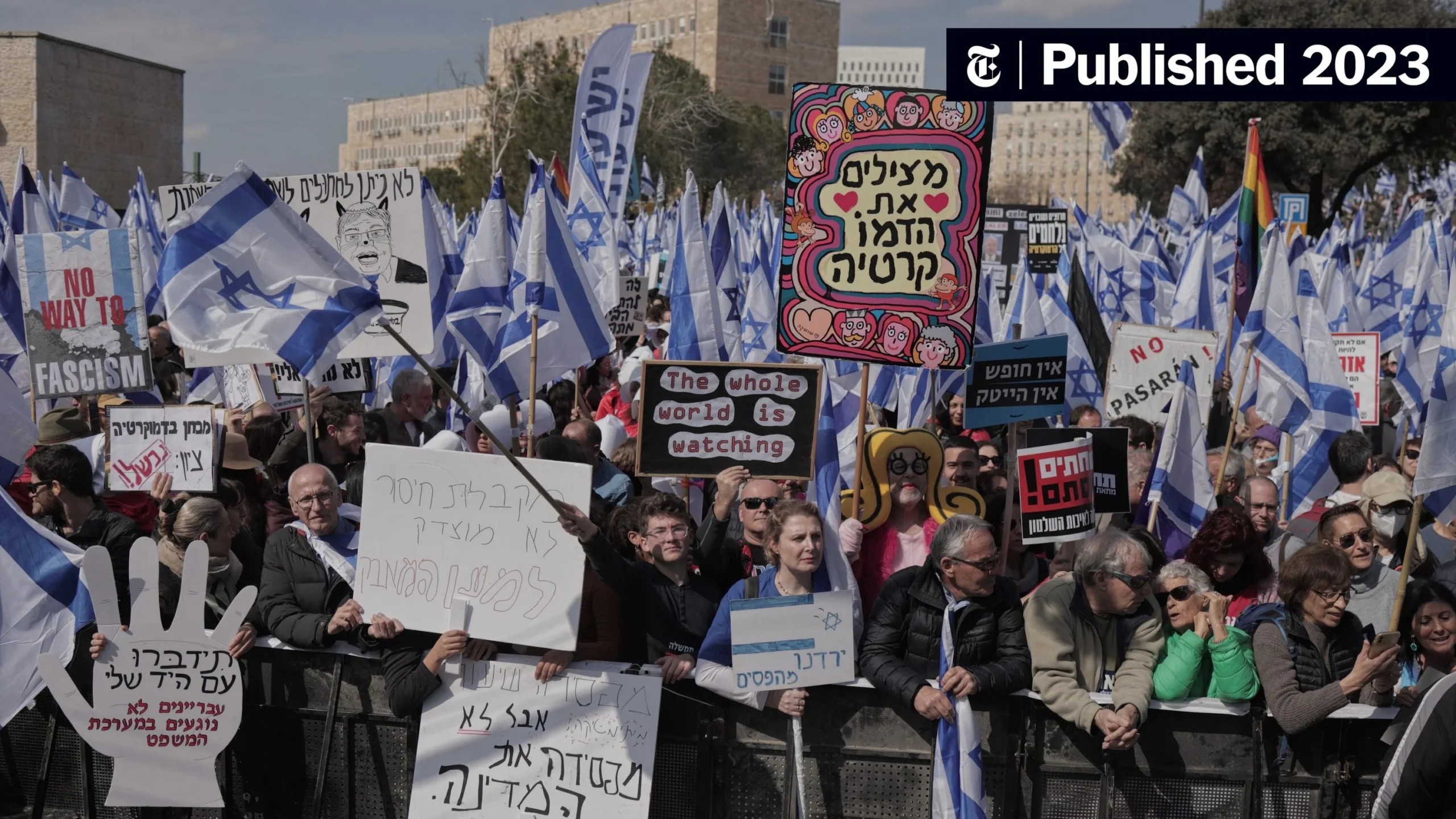 Ribuan Warga Israel Turun Jalan, Kecam Netanyahu: “Anda Hancurkan Negara demi Ego Sendiri”