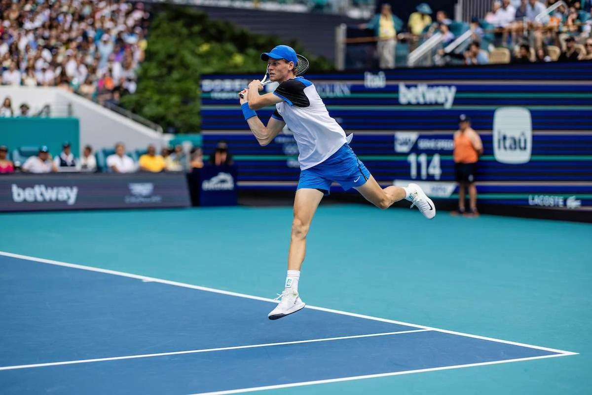 Sinner Buktikan Dominasi di Miami Open: Rekor Historis dan Peluang Sunshine Double