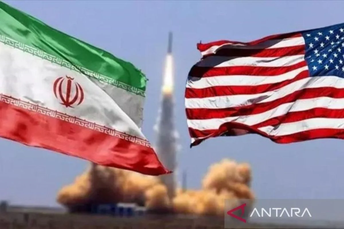 Trump Singgung Pearl Harbor di Depan PM Jepang, Memicu Kontroversi di Tengah Konflik Iran