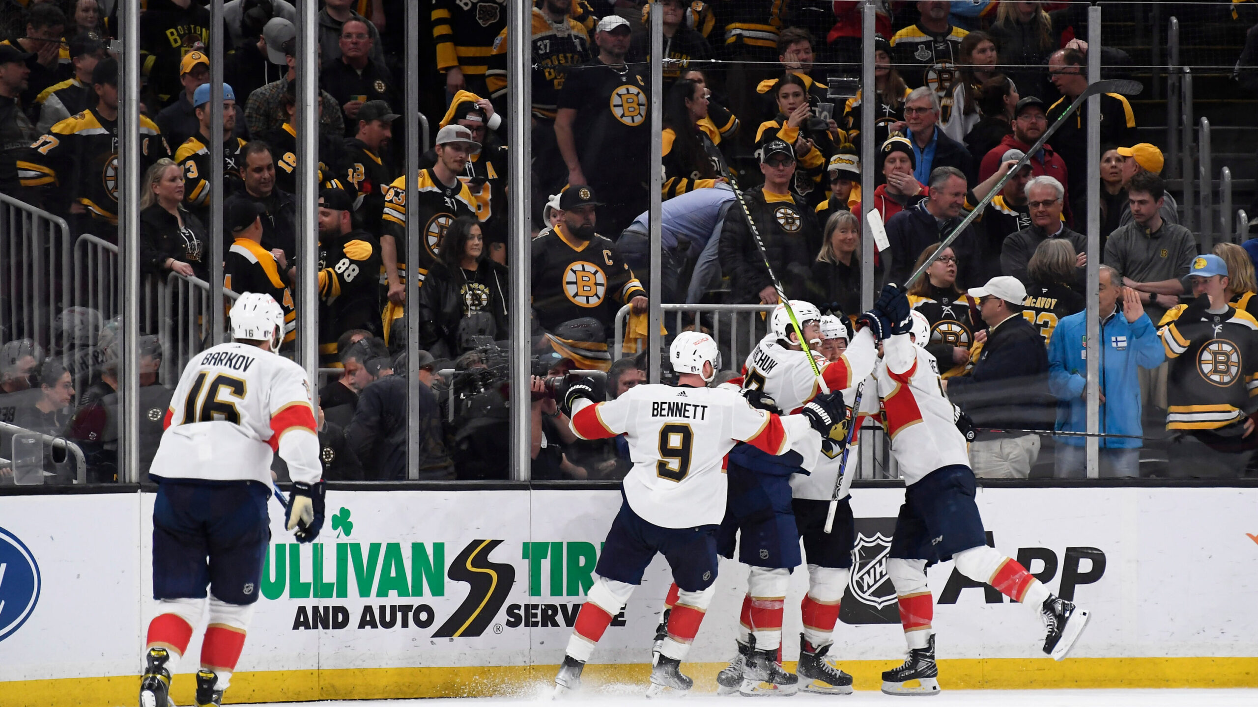 Bruins Aim for Fifth Straight Win to Start Road Trip Against Panthers